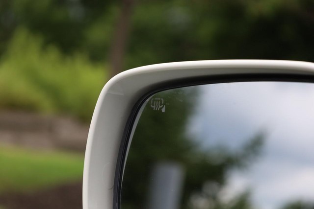 Nissan Frontier Vehicle Image 19