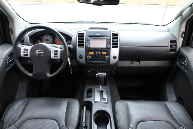 Nissan Frontier Vehicle Image 21