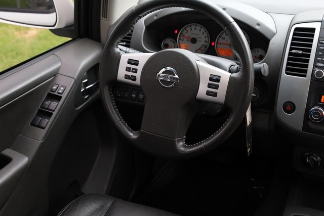 Nissan Frontier Vehicle Image 22