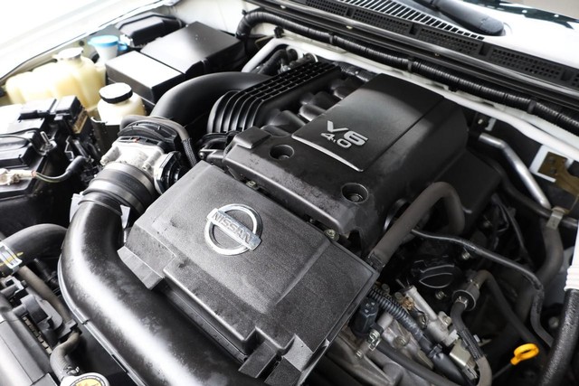 Nissan Frontier Vehicle Image 24