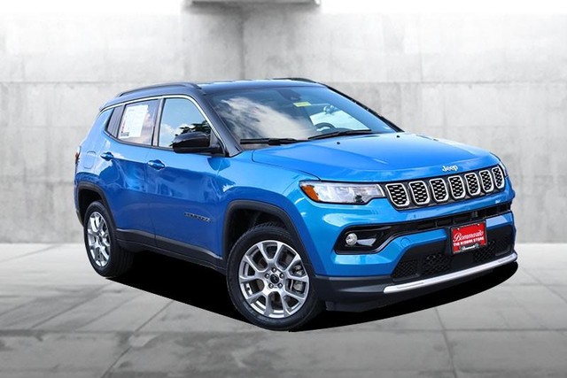 Jeep Compass Vehicle Full-screen Gallery Image 2