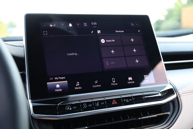 Jeep Compass Vehicle Full-screen Gallery Image 11