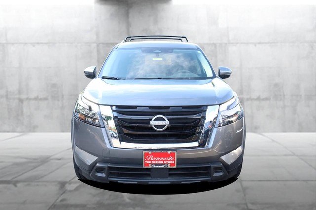 Nissan Pathfinder Vehicle Image 04