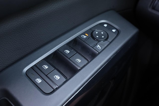 Nissan Pathfinder Vehicle Image 21