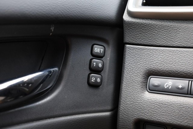 Nissan Murano Vehicle Full-screen Gallery Image 21