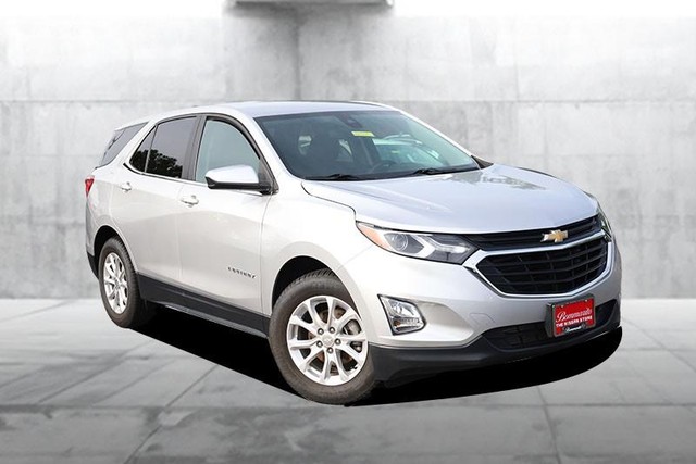 Chevrolet Equinox Vehicle Full-screen Gallery Image 2