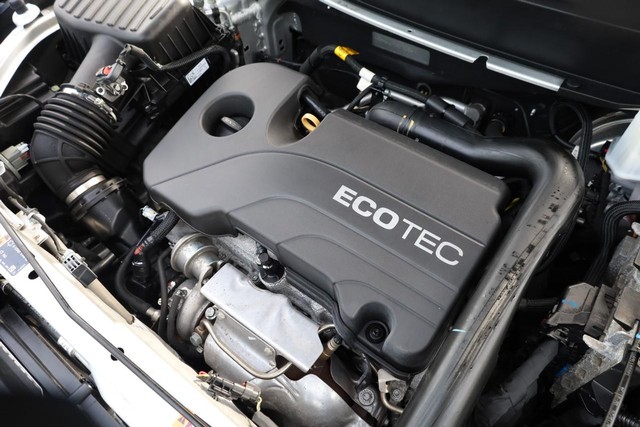 Chevrolet Equinox Vehicle Full-screen Gallery Image 25