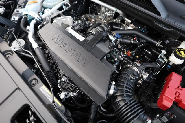 Nissan Rogue Vehicle Full-screen Gallery Image 27