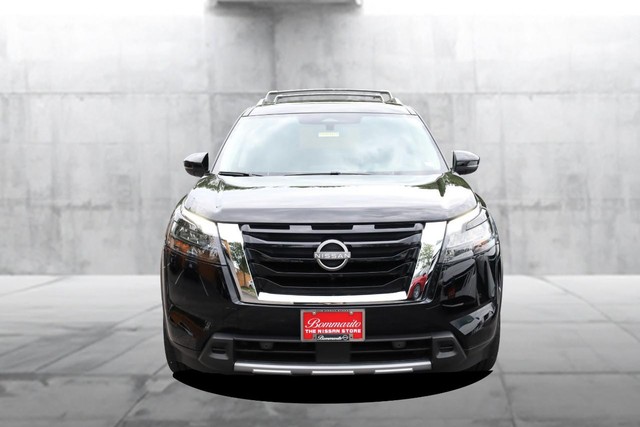 Nissan Pathfinder Vehicle Image 04