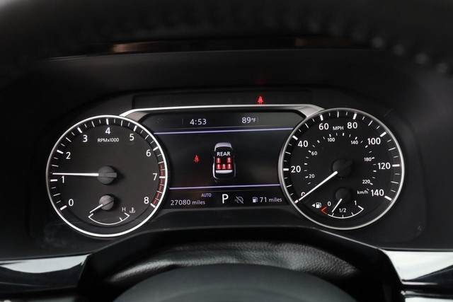 Nissan Pathfinder Vehicle Image 14