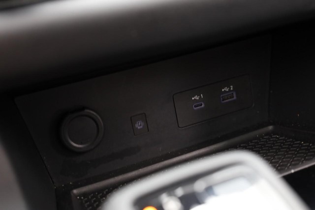 Nissan Pathfinder Vehicle Image 19
