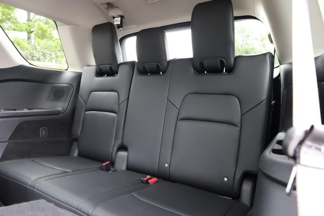 Nissan Pathfinder Vehicle Image 30