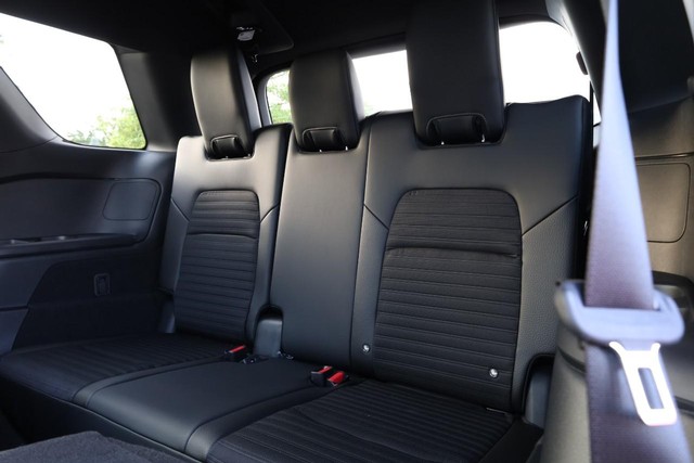 Nissan Pathfinder Vehicle Image 30