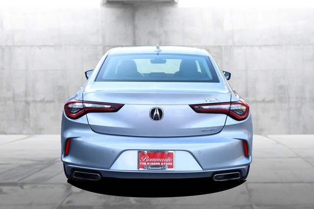 Acura TLX Vehicle Full-screen Gallery Image 06