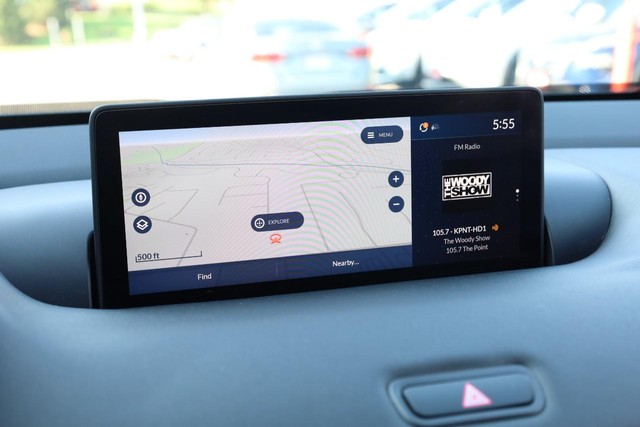 Acura TLX Vehicle Full-screen Gallery Image 12