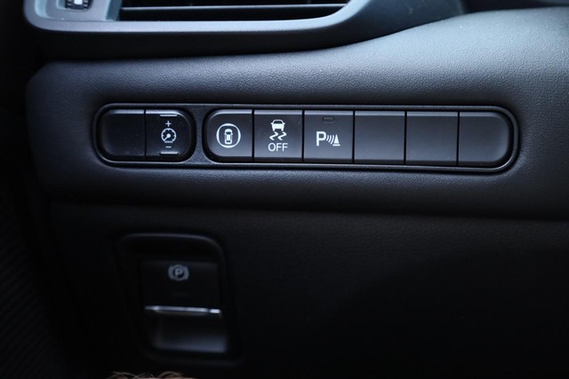 Acura TLX Vehicle Full-screen Gallery Image 20
