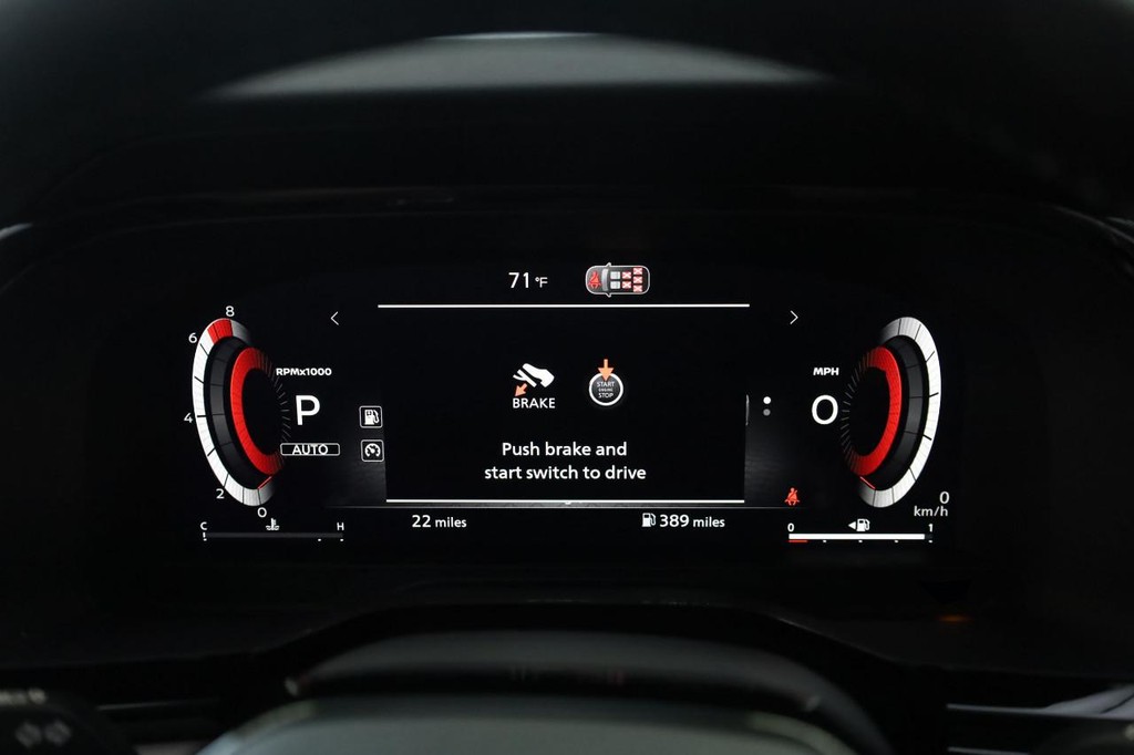 Nissan Pathfinder Vehicle Image 14