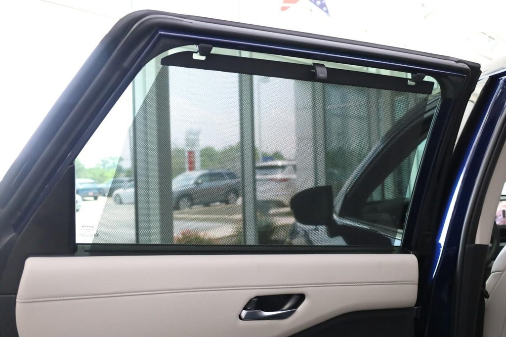 Nissan Pathfinder Vehicle Image 26