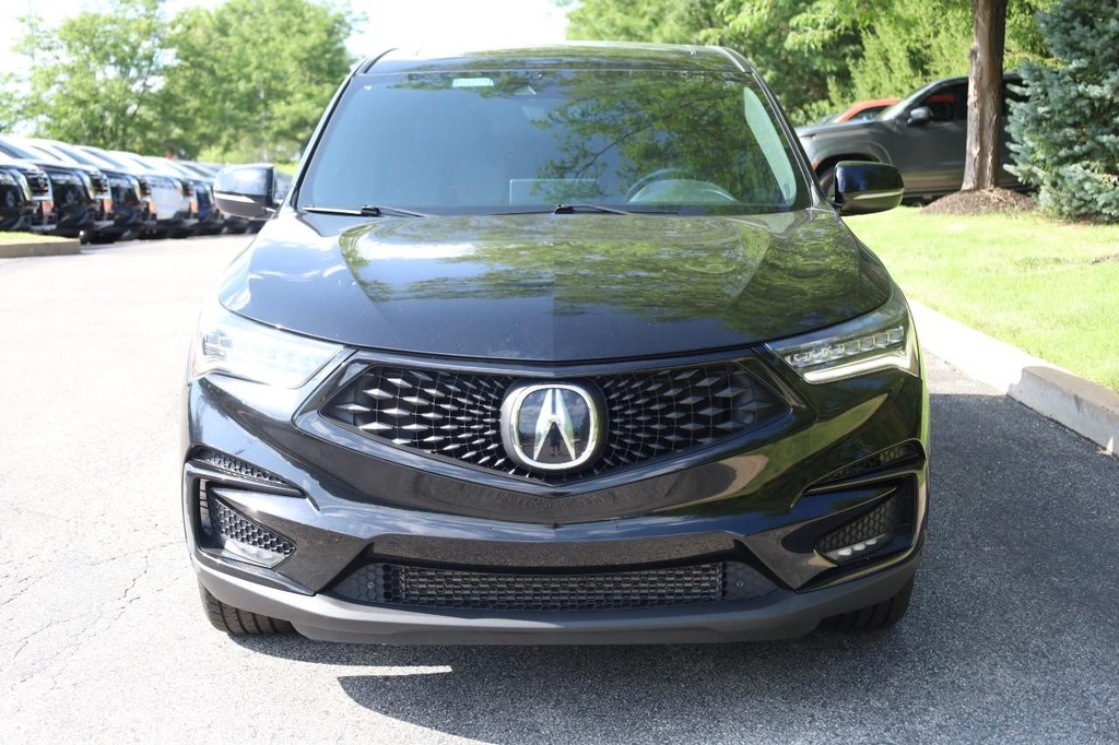 Acura RDX Vehicle Full-screen Gallery Image 4