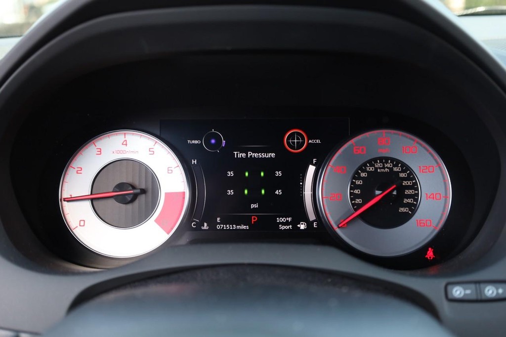 Acura RDX Vehicle Full-screen Gallery Image 12