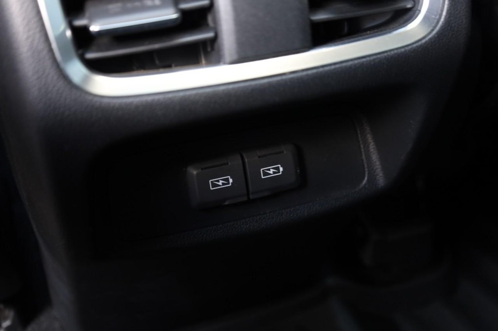 Acura RDX Vehicle Full-screen Gallery Image 23