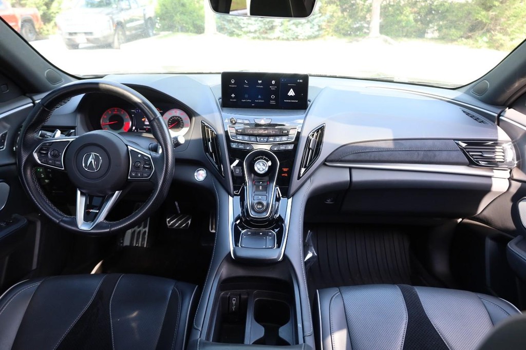 Acura RDX Vehicle Full-screen Gallery Image 24