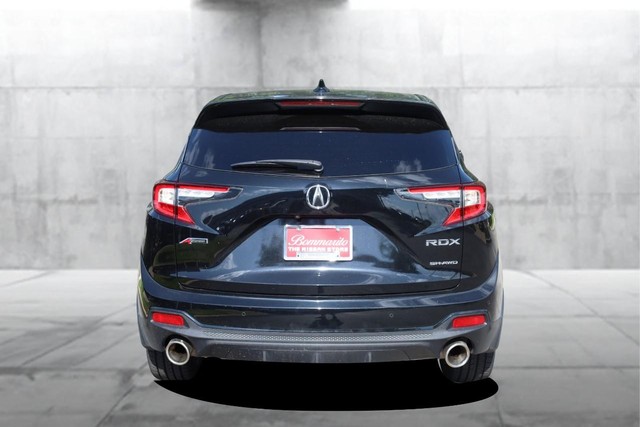 Acura RDX Vehicle Full-screen Gallery Image 06