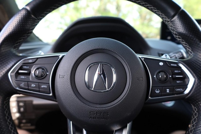 Acura RDX Vehicle Full-screen Gallery Image 11