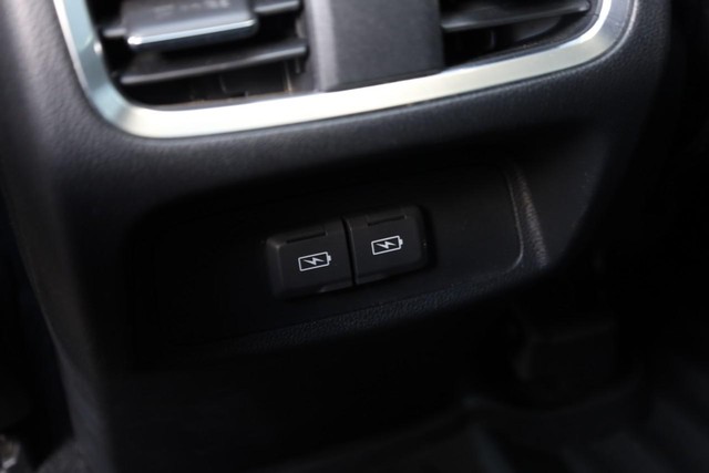Acura RDX Vehicle Full-screen Gallery Image 23