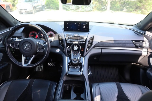 Acura RDX Vehicle Full-screen Gallery Image 24