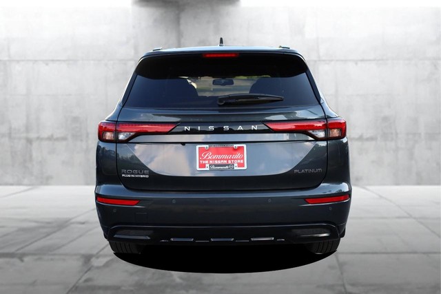 Nissan Rogue Plug-In Hybrid Vehicle Image 06