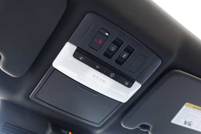 Nissan Rogue Plug-In Hybrid Vehicle Image 20