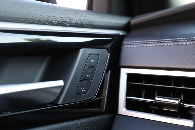 Nissan Rogue Plug-In Hybrid Vehicle Image 22
