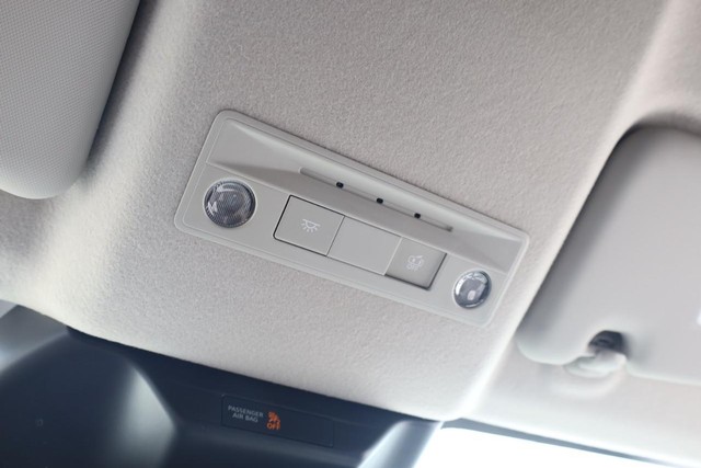 Nissan Kicks Vehicle Image 16