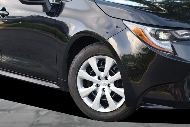 Toyota Corolla Vehicle Image 03