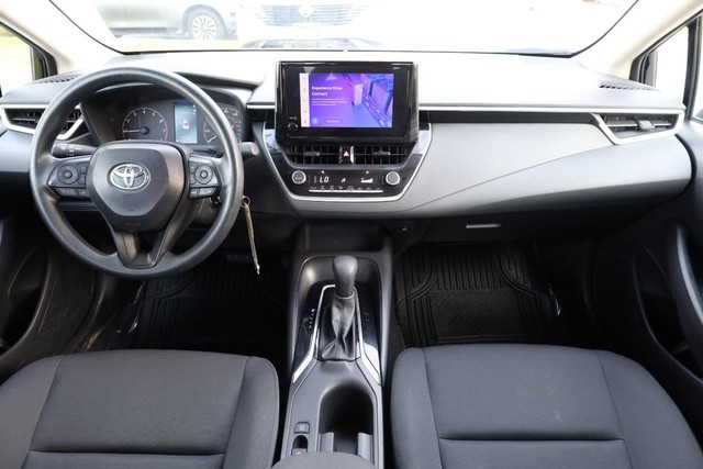 Toyota Corolla Vehicle Image 21