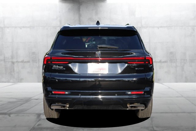 Buick Enclave Vehicle Full-screen Gallery Image 06