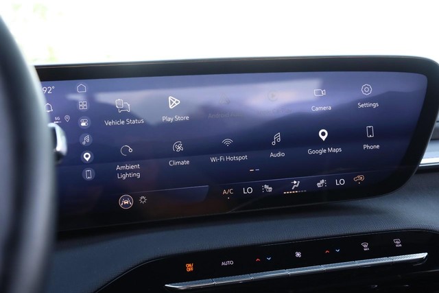 Buick Enclave Vehicle Full-screen Gallery Image 13
