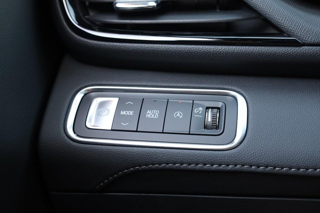 Buick Enclave Vehicle Full-screen Gallery Image 22