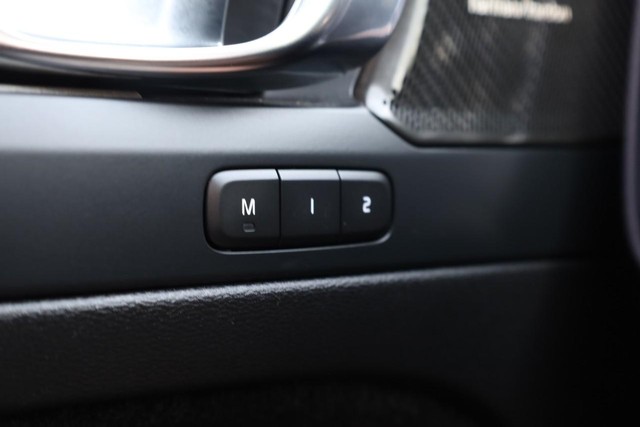 Volvo XC40 Vehicle Image 21