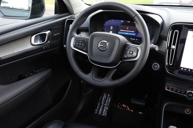 Volvo XC40 Vehicle Image 26
