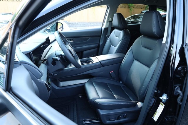 Nissan Murano Vehicle Full-screen Gallery Image 8