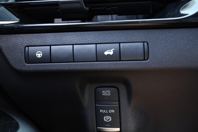 Nissan Murano Vehicle Full-screen Gallery Image 19