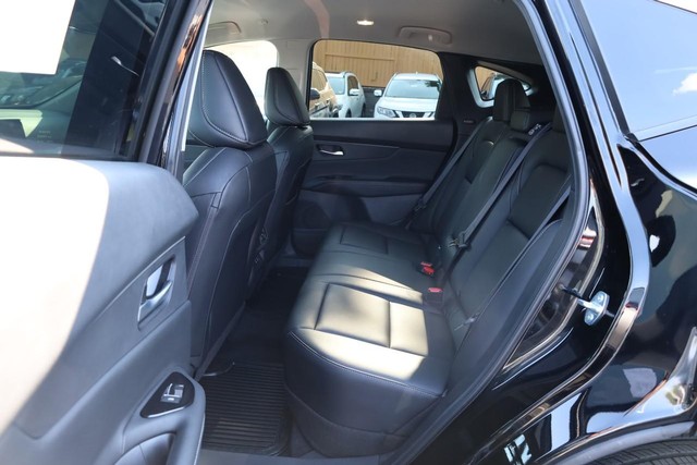 Nissan Murano Vehicle Full-screen Gallery Image 21
