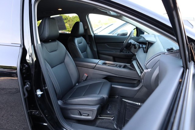 Nissan Murano Vehicle Full-screen Gallery Image 25