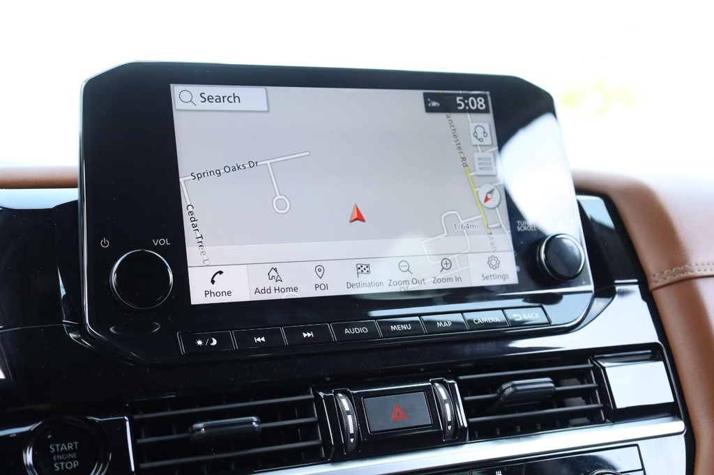 Nissan Pathfinder Vehicle Image 15