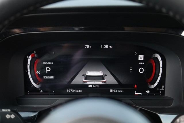 Nissan Pathfinder Vehicle Image 14