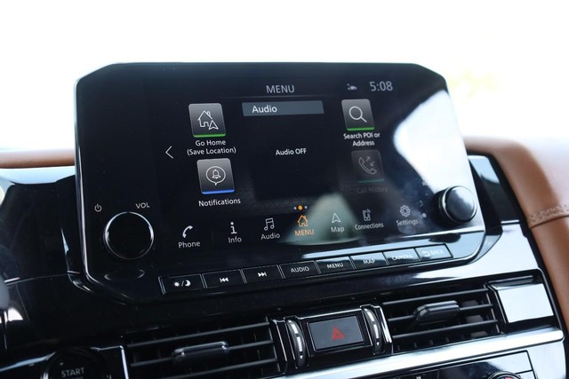 Nissan Pathfinder Vehicle Image 16