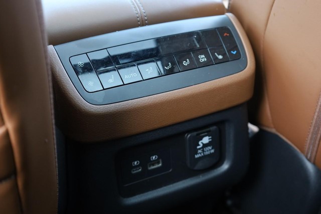 Nissan Pathfinder Vehicle Image 27
