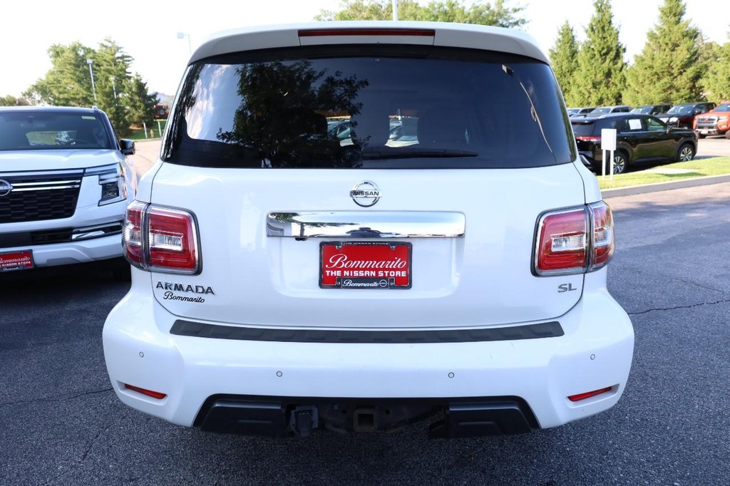 Nissan Armada Vehicle Image 06